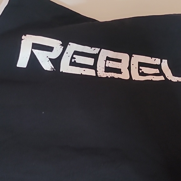 Rebel tanktop - Picture 3 of 4